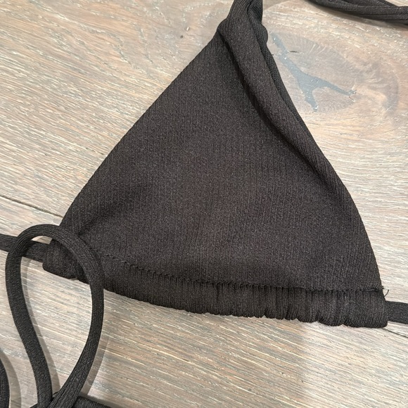 Two piece bikini - Picture 2 of 2